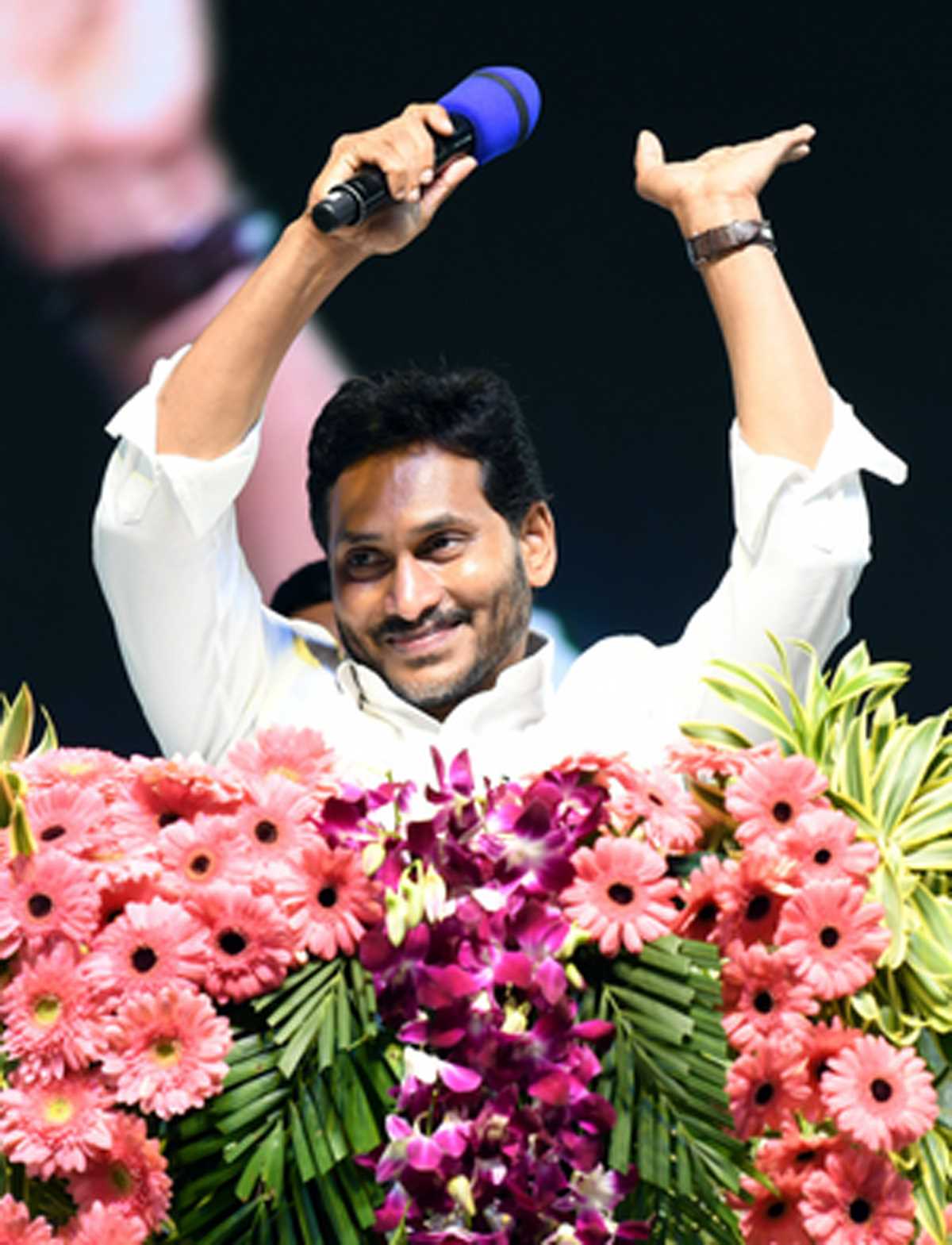 जगन मोहन रेड्डी ने पवन कल्याण पर किया निजी हमला, बताया मैरिज स्टार